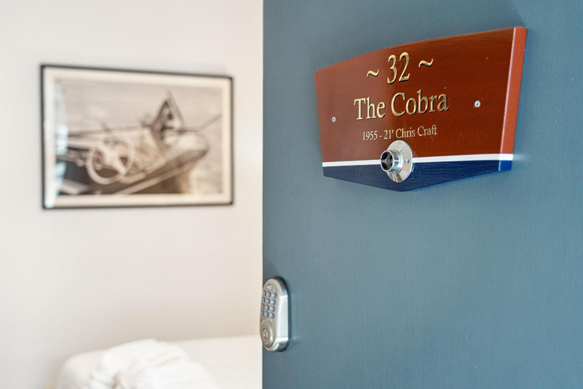 Folliday Inn - The Ariston - Room 34 Фоли Бийч Екстериор снимка